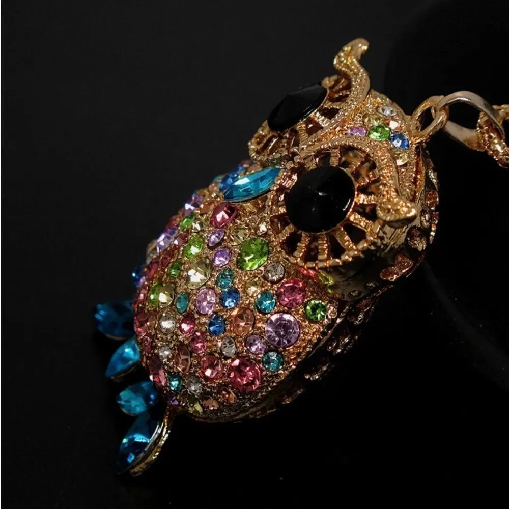 💙 NEW Betsey Johnson stunning & sparkling owl necklace 💙